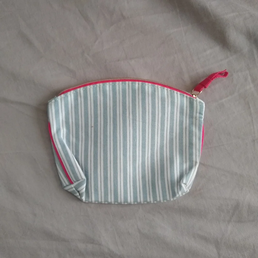 💙 Ipsy Blue Striped Makeup Bag (3 for $20)‎